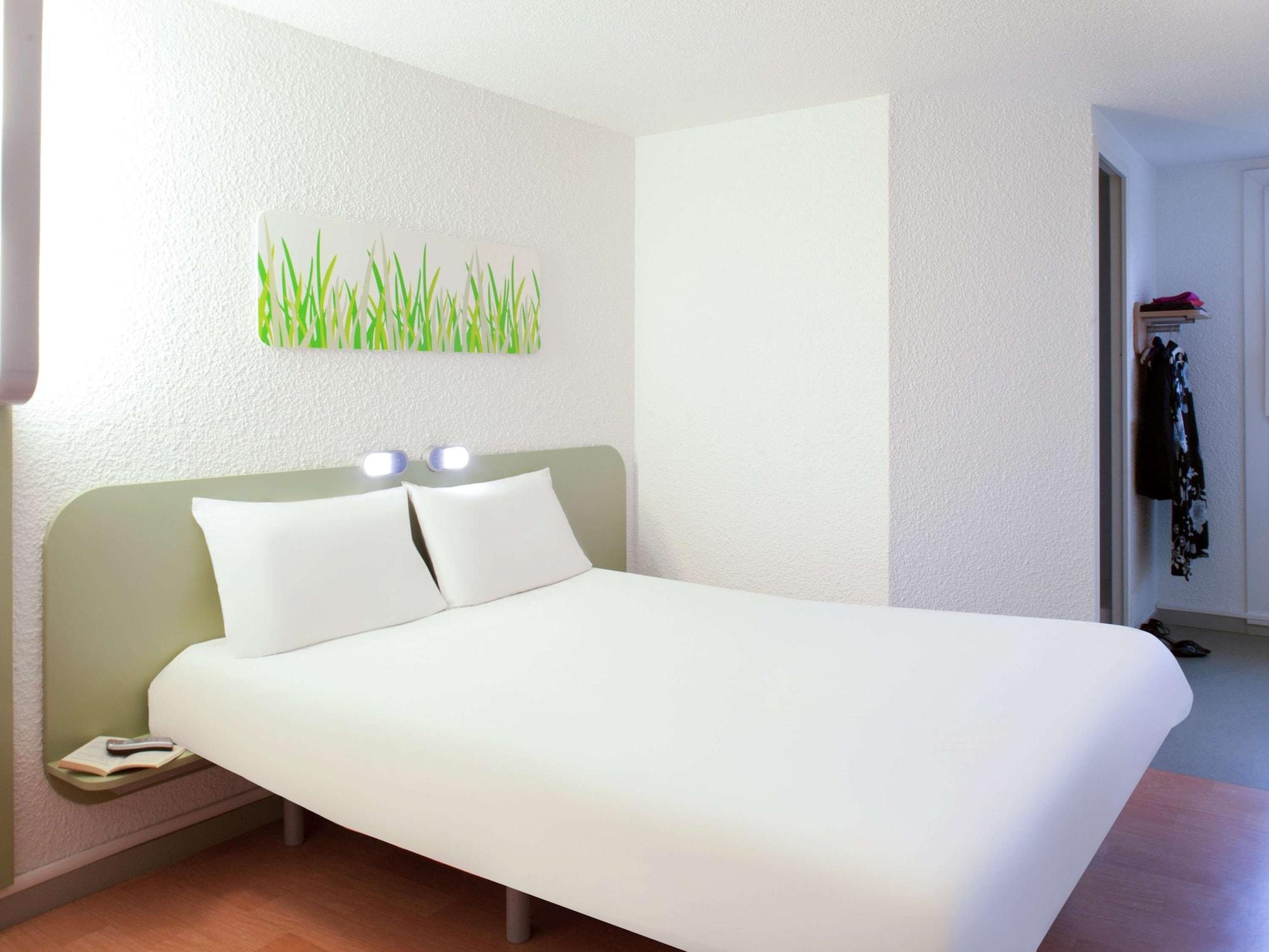 Ibis Budget Tarbes Exterior foto