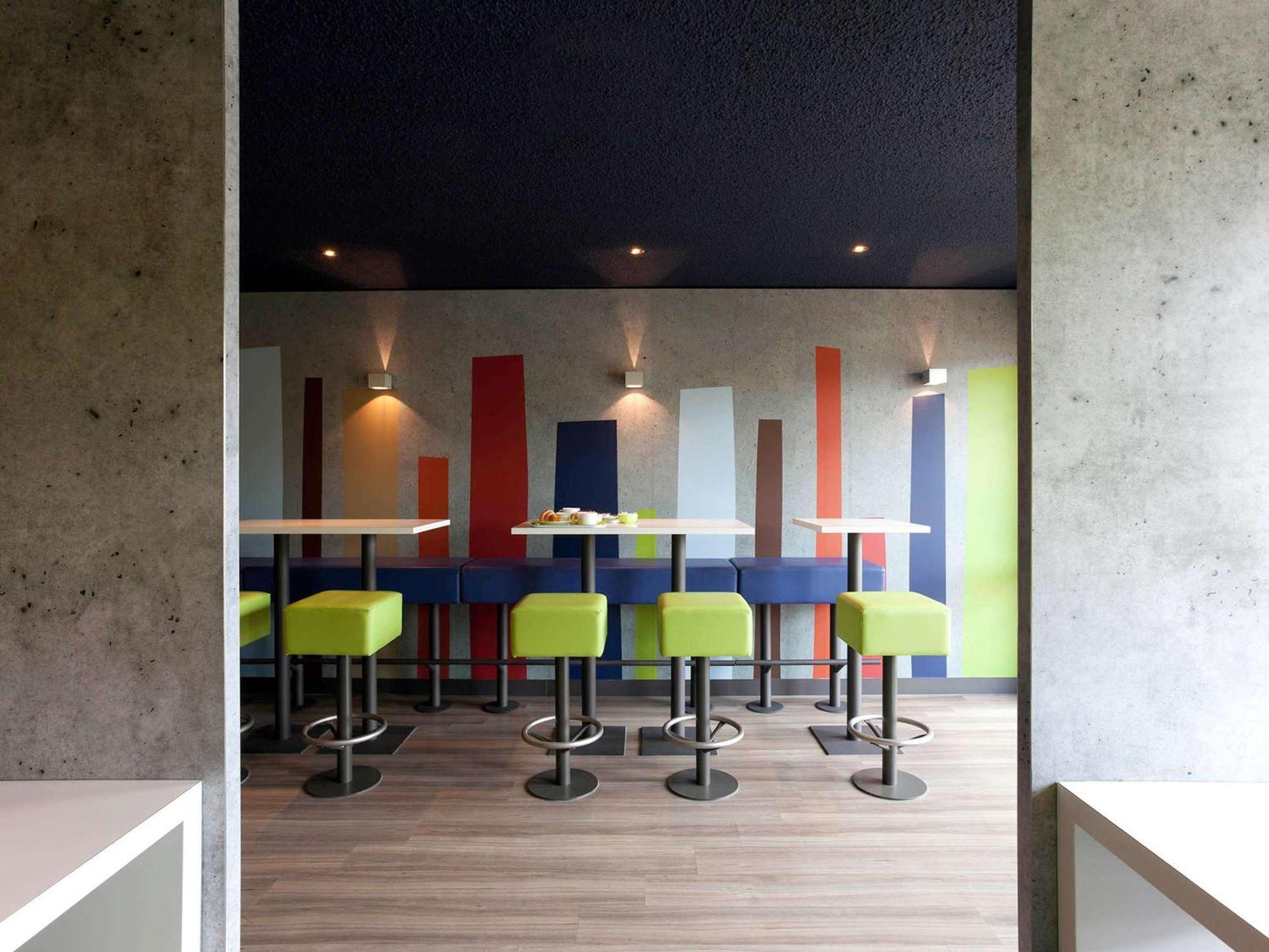 Ibis Budget Tarbes Exterior foto